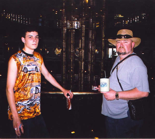 2008324173216_mug_cruise.jpg
