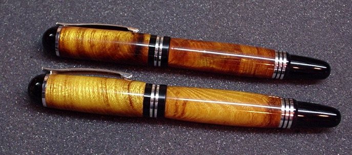20083287831_orange%20churchills3.jpg