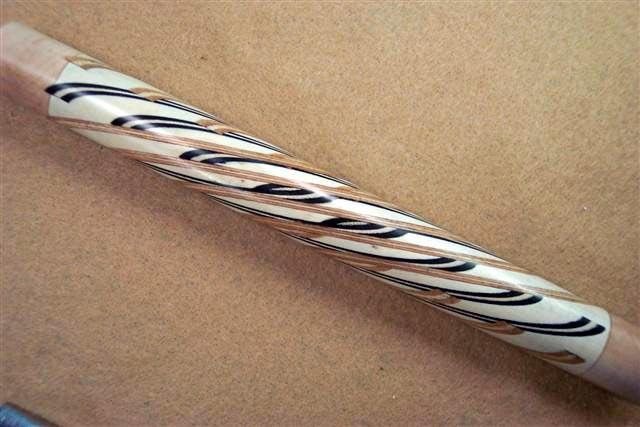 20083815023_efeather.jpg