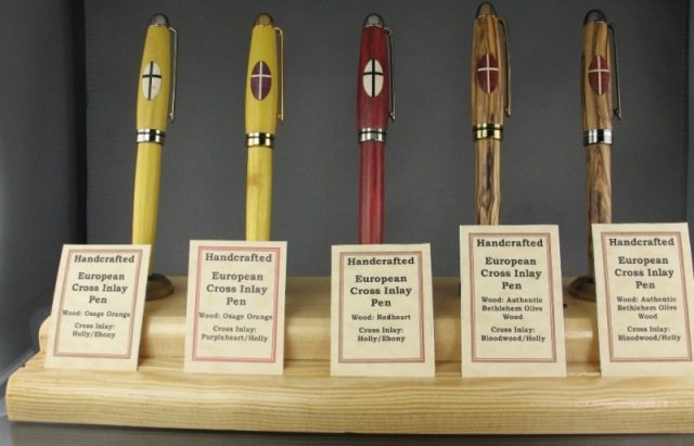 20083852611_5%20Pen%20Display.jpg