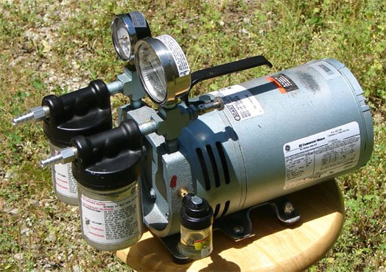 2008512173415_vacuum%20pump.jpg