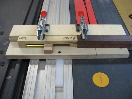 200852022546_jig2.jpg