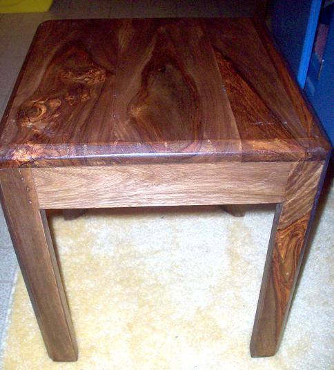 200862133916_table%202.jpg