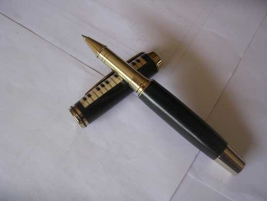 200871410156_piano%20pen.jpg