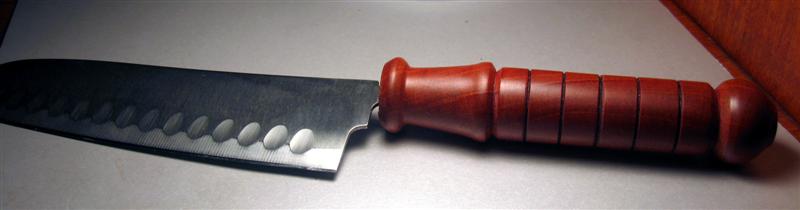 2008772220_knife.jpg