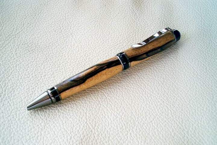2011927_blk%20tn%20cigar%20striped%20asian%20ebony.jpg
