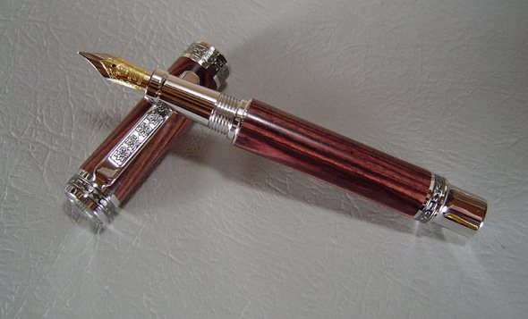 20201_emperor%20kingwood%20shellac%20sm%20DSC00049.jpg