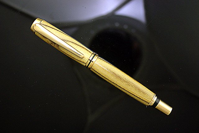 %20Gold%20Titanium%20Baron%20Roller%20Ball%20Pen-p.jpg