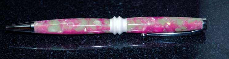 6116182339_Slim%20Pink%20Green%20Celuloid%20chrome.jpg