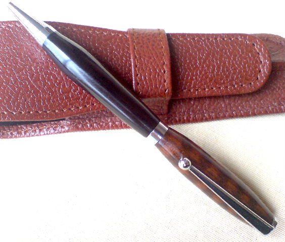 64184414_african%20blackwood%20and%20snakewood%202.jpg