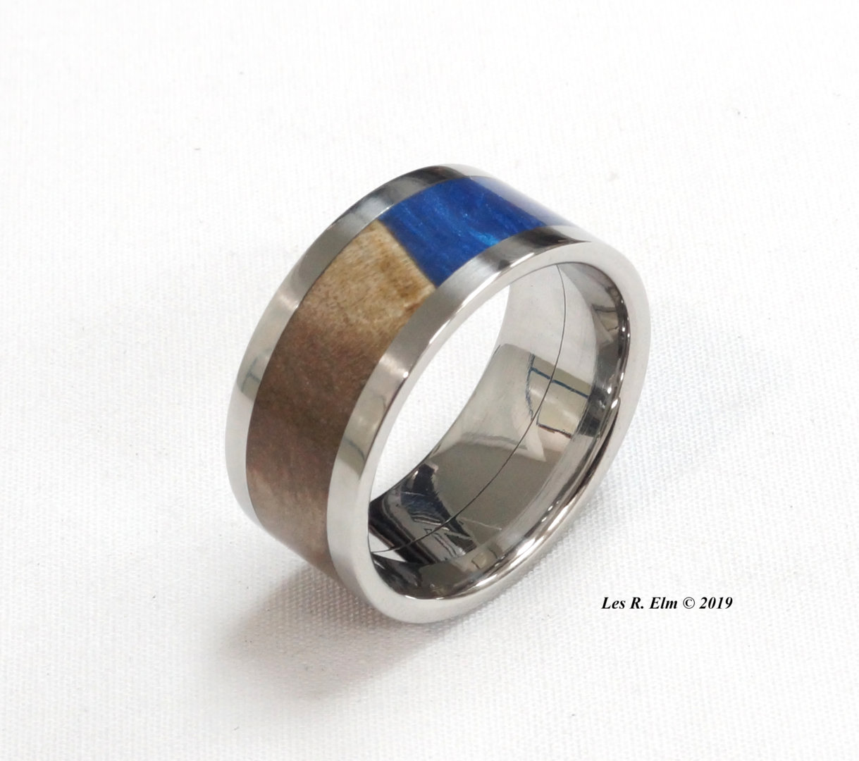 8 - Maple Burl & Blue Acrylic SS Size 9.5 X 6mm.JPG