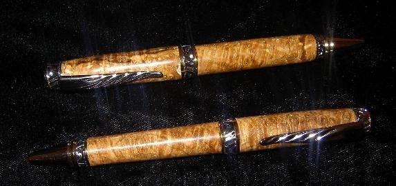 9_2007%202%20pens%20with%20silver%20and%20gold%20C.jpg