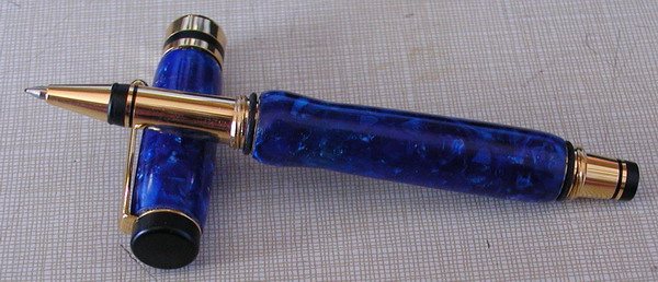 9_450Blue%20Acrylic%20Classic%20Elite%20Rollerball.jpg