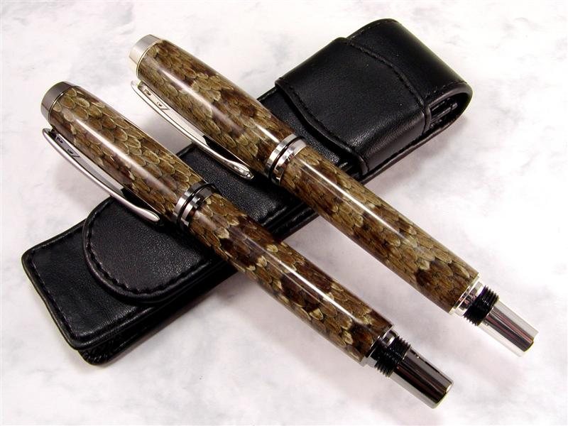 arons%20Snake%20Black%20Ti%20and%20Silver%20Medium.jpg