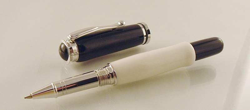 Copy%20of%20jr%20retro%20black%20and%20white%20016.jpg
