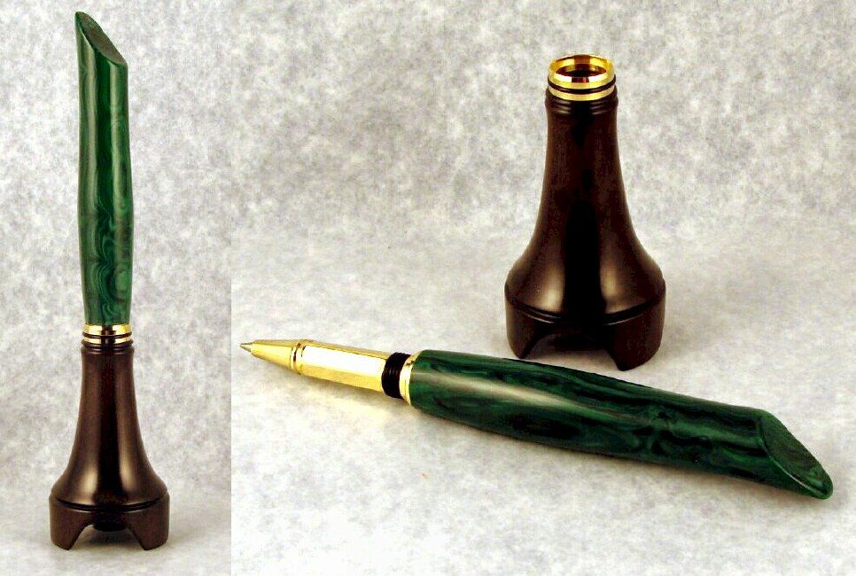 Desk10c.jpg