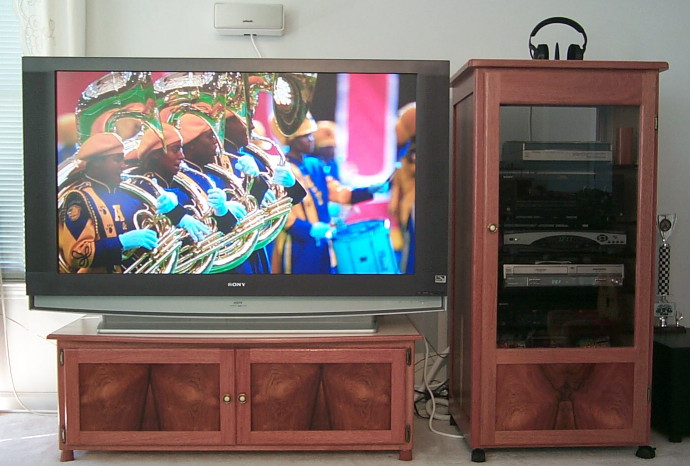 entertainment center.JPG