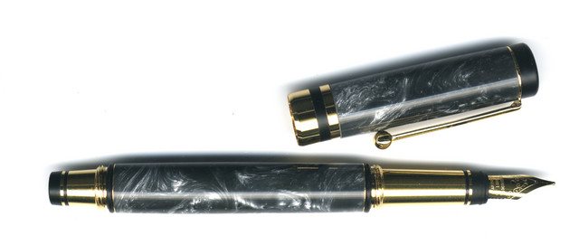 FountainPen_CrushedSilver.jpg