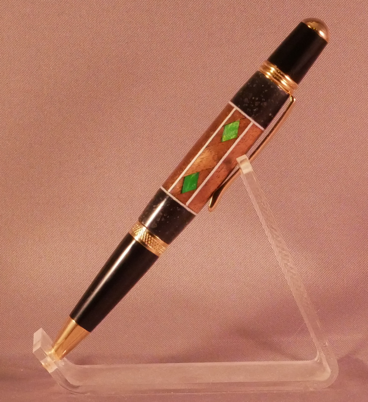 Green diamonds 1.JPG