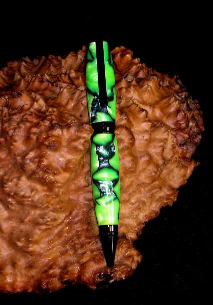 greendragon2_blkcigar.jpg