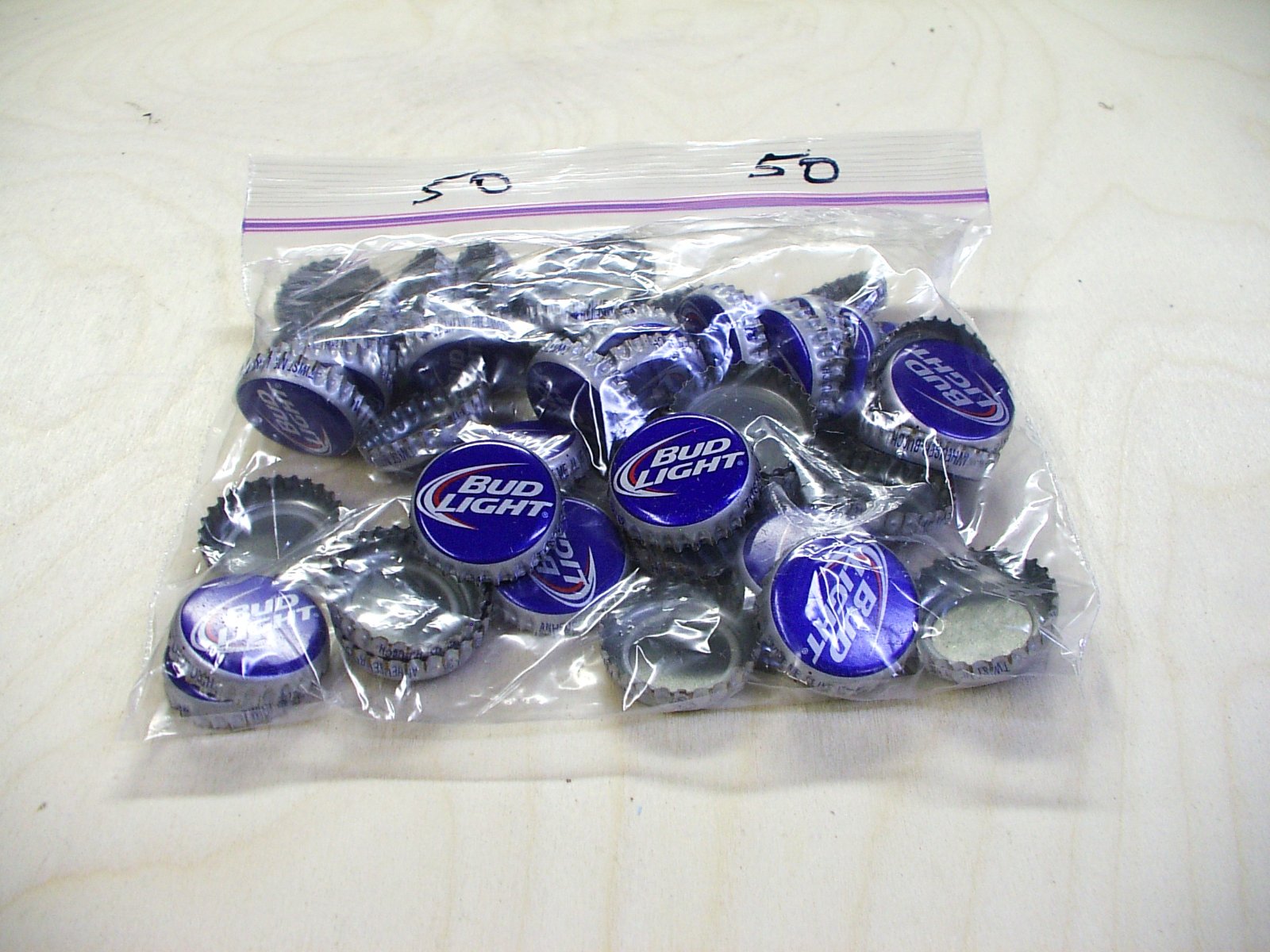 IMGP0651.JPG Bud Light Caps.JPG