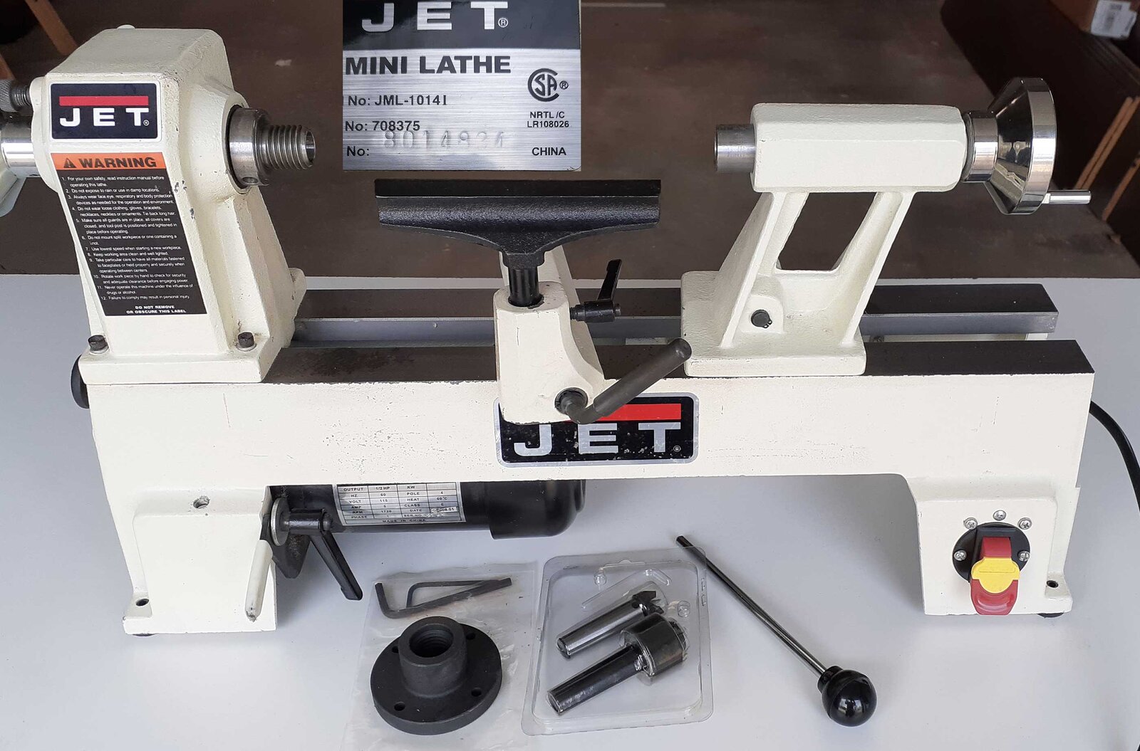 Jet1014i_834.jpg
