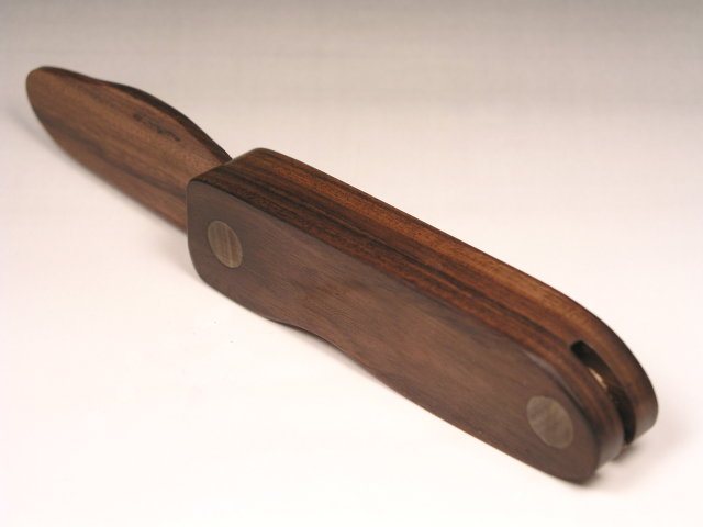 knife2.jpg