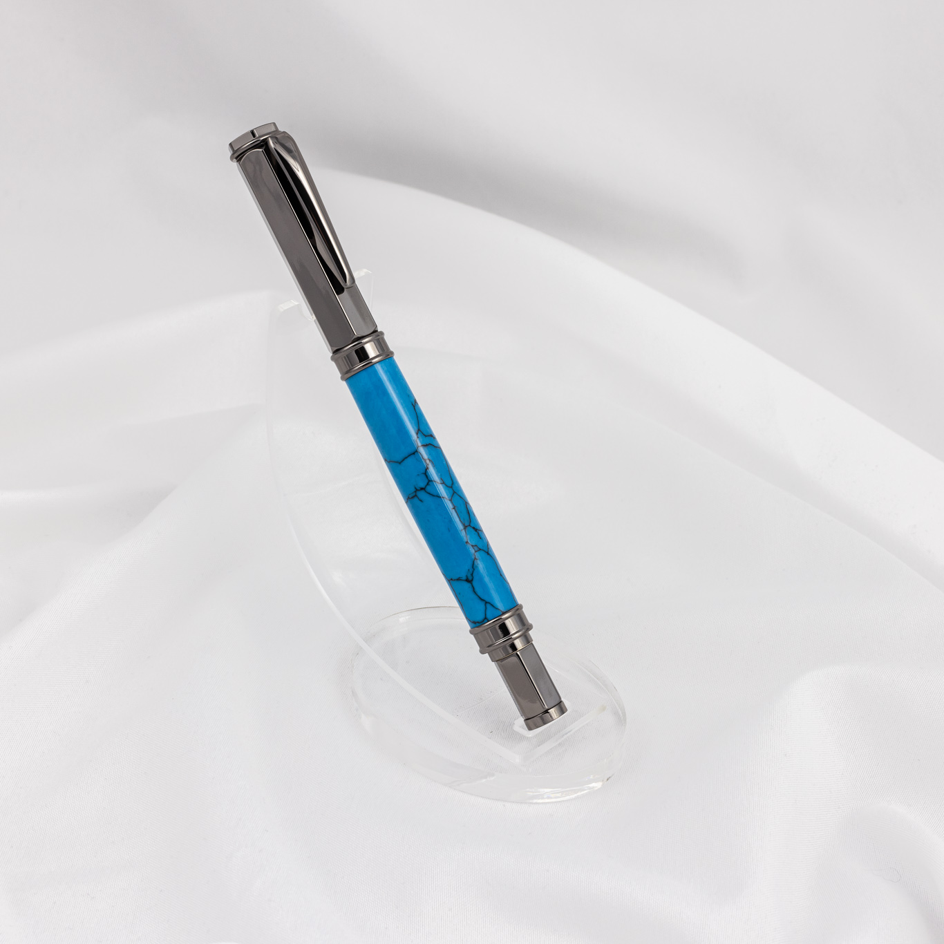 Magnetic Vertex Gunmetal with Turquoise Black Vein-4.jpg