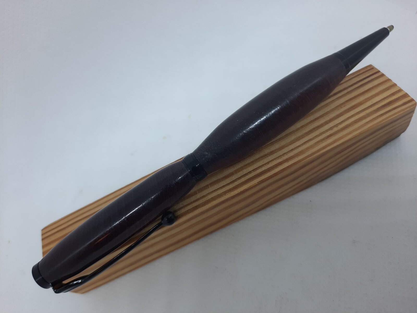 pen 12b.jpg