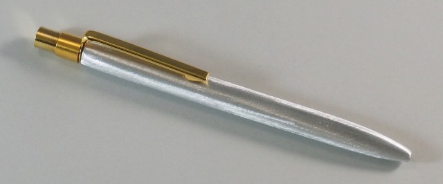 pen 2a.jpg