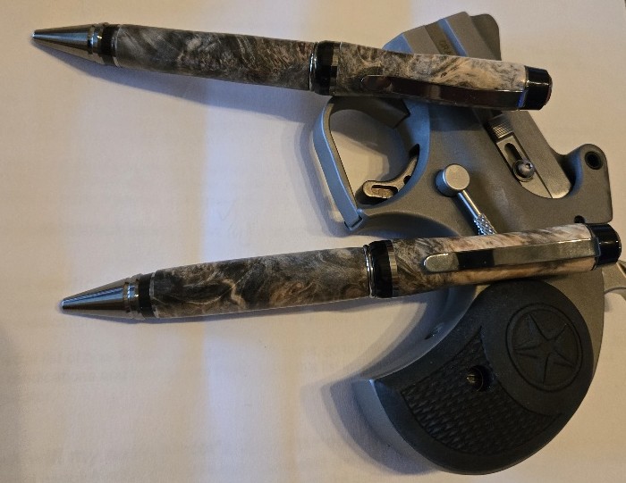 Pen   Buckey Burl paired with  a Cigar componet #2.jpg