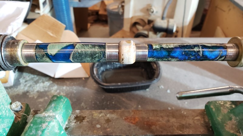 Side1800x600.jpg