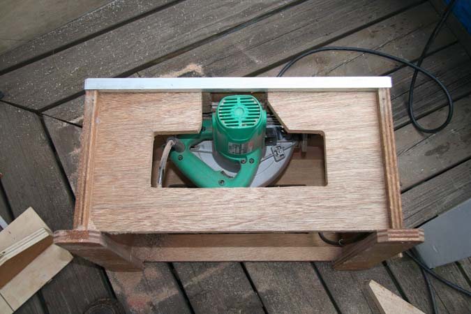 Table%20Side%20view.jpg