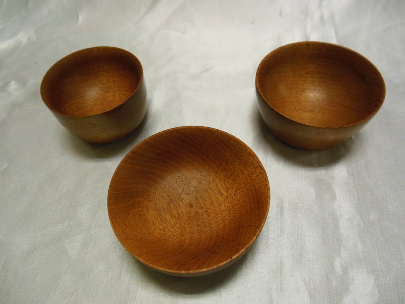 Three small bowls finished with CA by Randy Smith.JPG