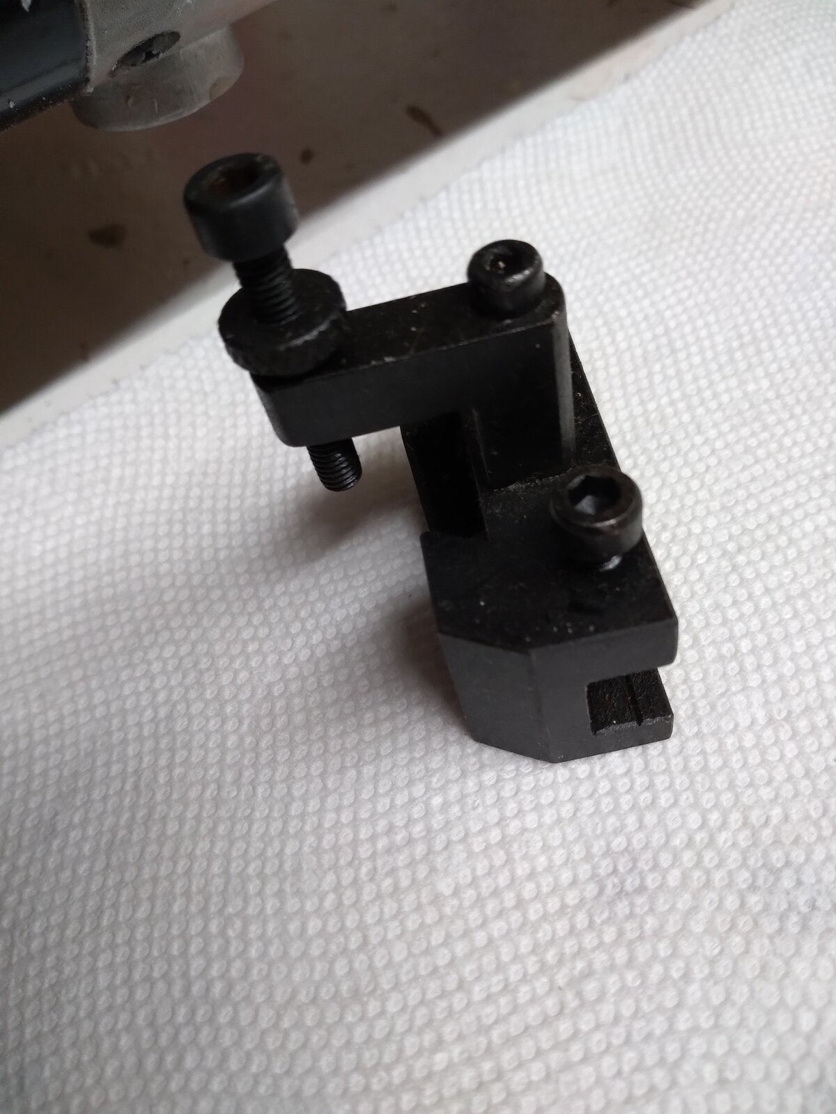 tool holder2.jpg