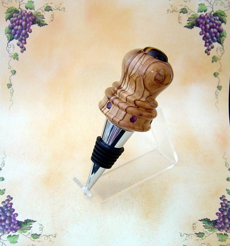 W%20bottle%20stopper%20with%20cab%20and%20amethyst.jpg