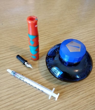 wee_pen_disassembled_sm.jpg