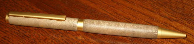 Pen001.JPG