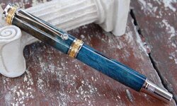 Majestic_MapleBurl_BlueClosed.JPG