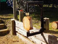 Log holding frame 028_(1)_(1).jpg