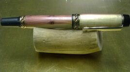 Cedar pen 2.jpg