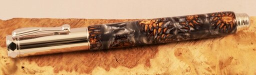 Sliver Pine Cone Com Rollerball b.jpg