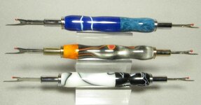 Sharp pointy thingies.JPG