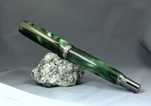 Jr Gent Acrylic Green.jpg