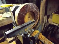Bowl hollowing out-1 (640x480).jpg