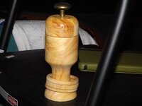 Lidded box with 3 captured rings (640x480).jpg