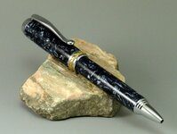 pen 10a.jpg