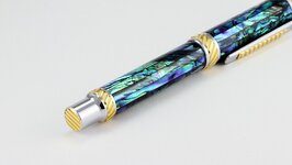 pen438f.jpg