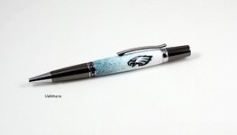 Eagles - Acrylic Twist (2).jpg