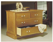 dresser1.jpg